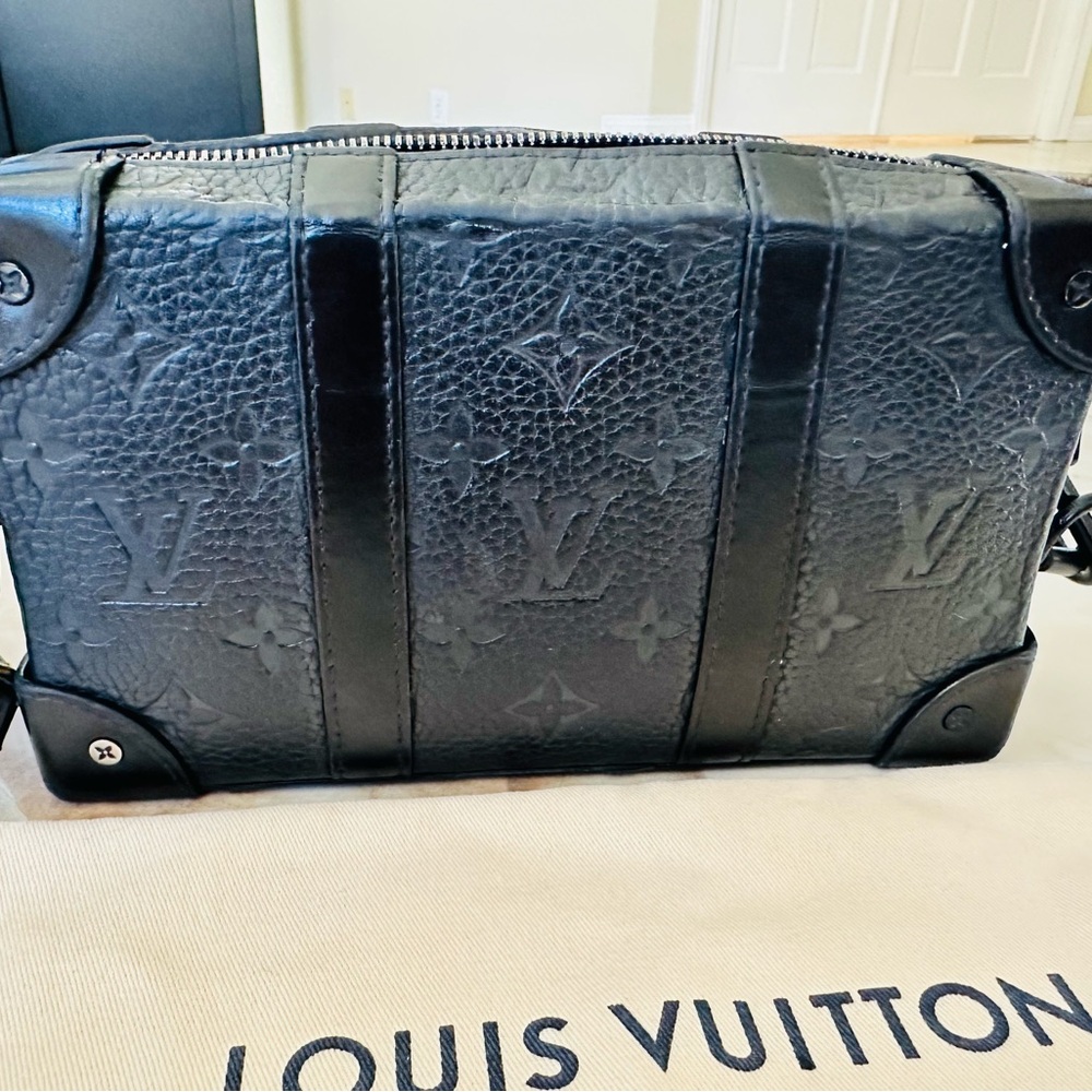 Louis Vuitton Soft Trunk Wallet/Crossbody - Picture 2 of 16